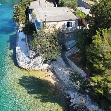 Lisarica * Starigrad Paklenica