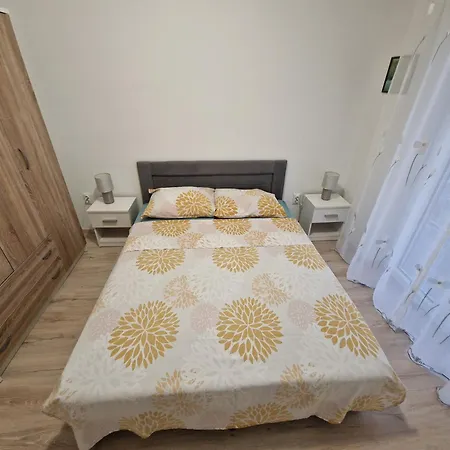 Lisarica * Starigrad Paklenica